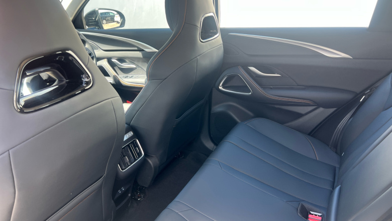 BYD Sealion 5 1.5 DM-i Comfort 5dr Auto Estate